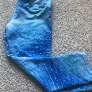 Public Myth Blue Ombré Capri legging small